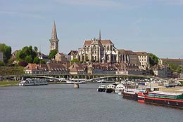 Auxerre : Tourisme Auxerre - Yonne