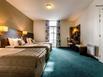 HOTEL CROIX DES BRETONS - Hotel