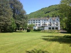 Hotel Htel et Rsidence des Bains Vic-sur-Cre