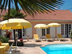 Hotel Holiday Home R Gd Communal Ludon Medoc Ludon-Médoc