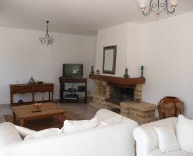 Detached House Bonifacio